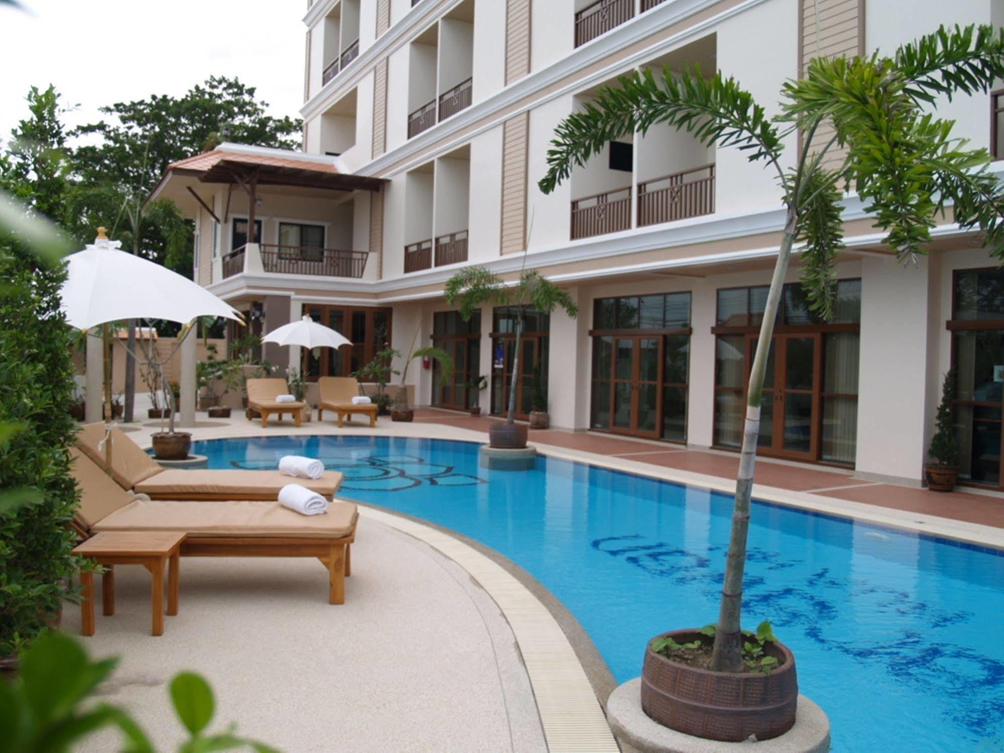 Narawan Hotel, Hua Hin Exterior photo